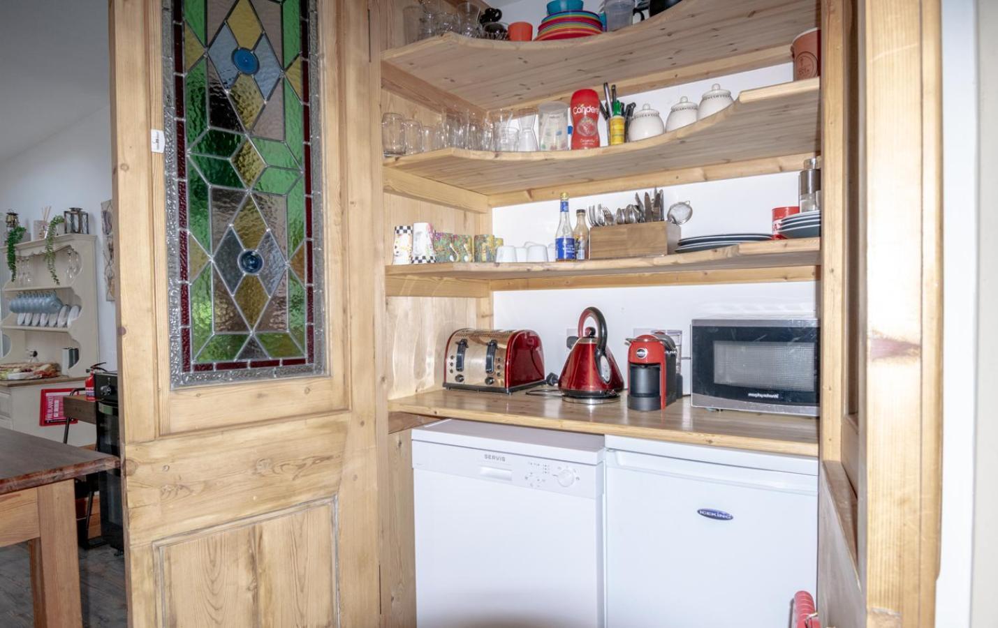 Stylish 2 Bedrooms Cosy & Bright Cottage, Pet Friendly, Sleeps 5, Titchfield Village - Summer Special Offer!! - By Blue Puffin Stays Exterior foto